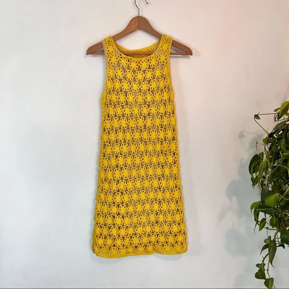 Diane Von Furstenberg - Yellow Crochet Sleeveless Sheath / Bodycon Dress - Picture 4 of 6